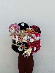 Kalpli Kutuda Ayıcıklar ve Kalpli Yastık  Hediye kutusu