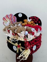 Kalpli Kutuda Ayıcıklar ve Kalpli Yastık  Hediye kutusu