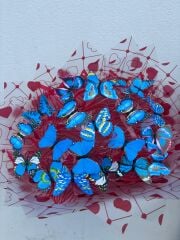 Işıklı Kırmızı Renkte Kelebek Buketi