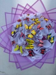 Mor Renkli Buket Kağıdında Işıklı Kelebek Buketi