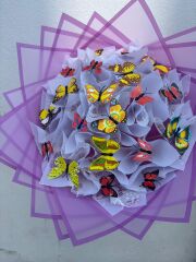 Mor Renkli Buket Kağıdında Işıklı Kelebek Buketi