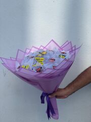 Mor Renkli Buket Kağıdında Işıklı Kelebek Buketi