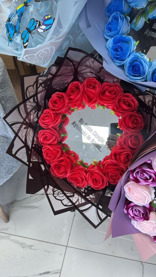 Mavi Yapay Güllü Aynalı Buket