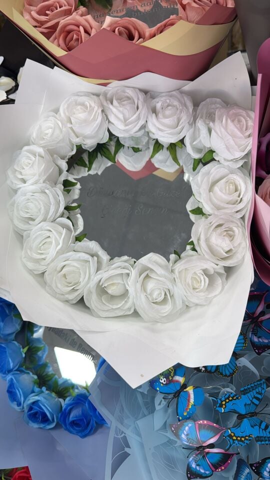 Mavi Yapay Güllü Aynalı Buket