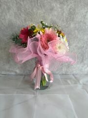 Silindir Cam Vazoda Renkli Gerberalar