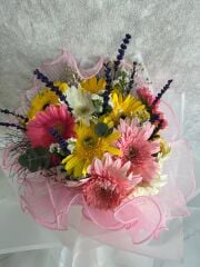 Kişiye Özel Renkli Gerberalar Çiçeği Buketi