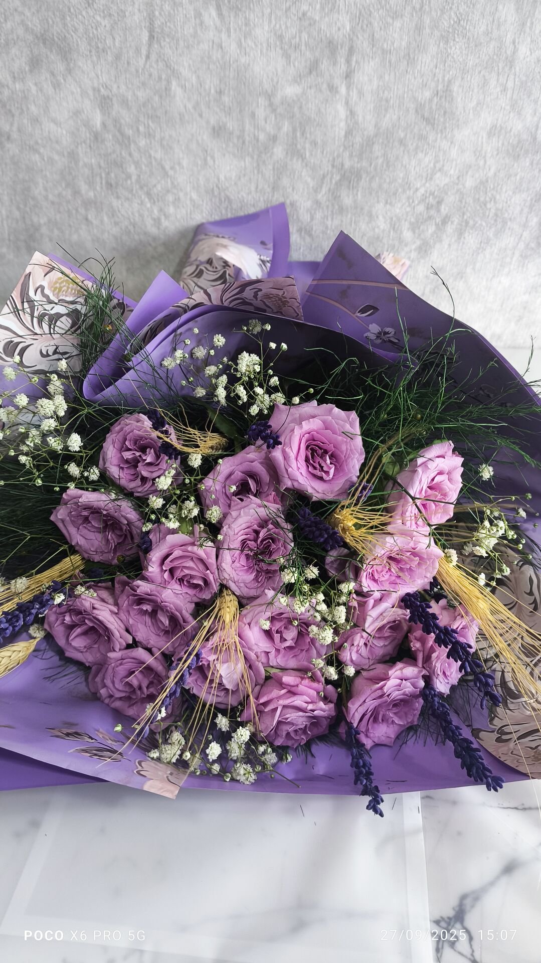 17 Adet Lila Gül Buketi