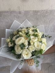 35 Adet Beyaz Gül Buketi