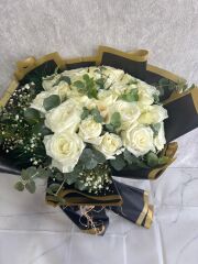 25'li Beyaz Gül Buketi