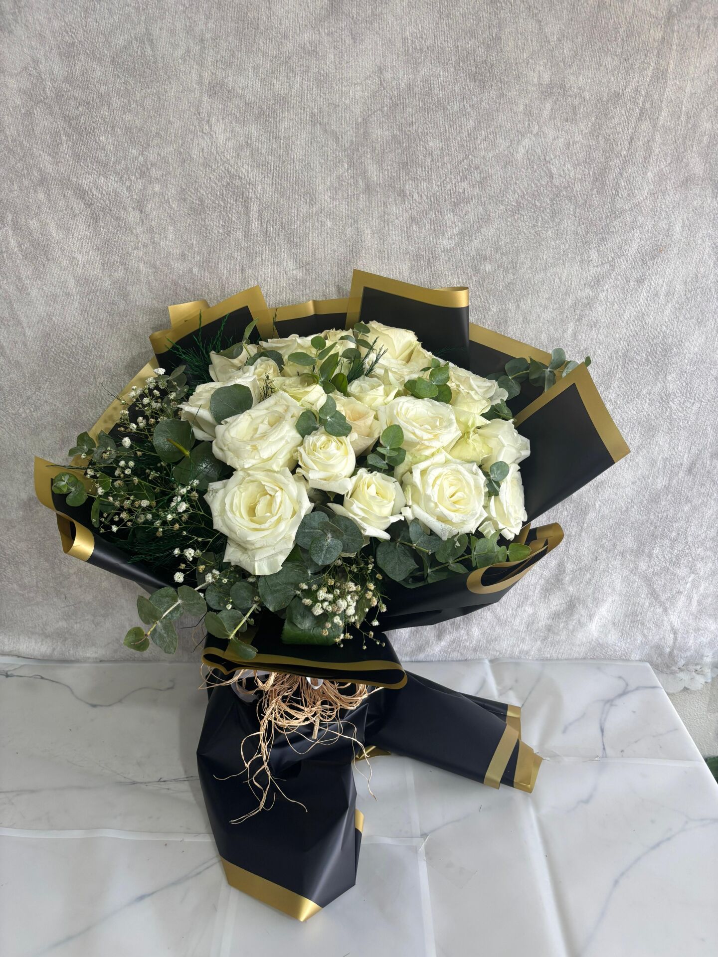 25'li Beyaz Gül Buketi