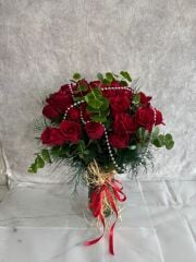 35'li  Kırmızı Gül Kristal Cam Vazoda