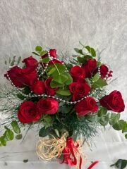 20'li Kırmızı Gül Kristal Cam Vazoda