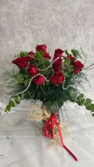 10'lu Kırmızı Gül Kristal Cam Vazoda