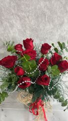 10'lu Kırmızı Gül Kristal Cam Vazoda