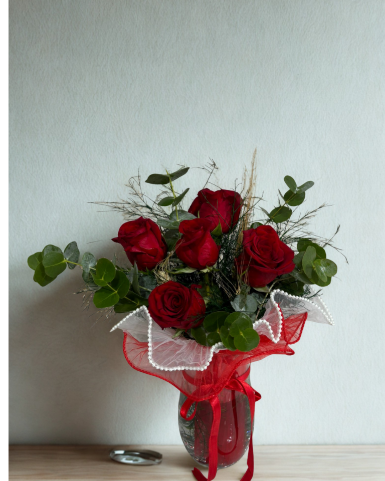 Silindir Cam Vazoda 5'Li Kırmızı Gül Adana çiçek