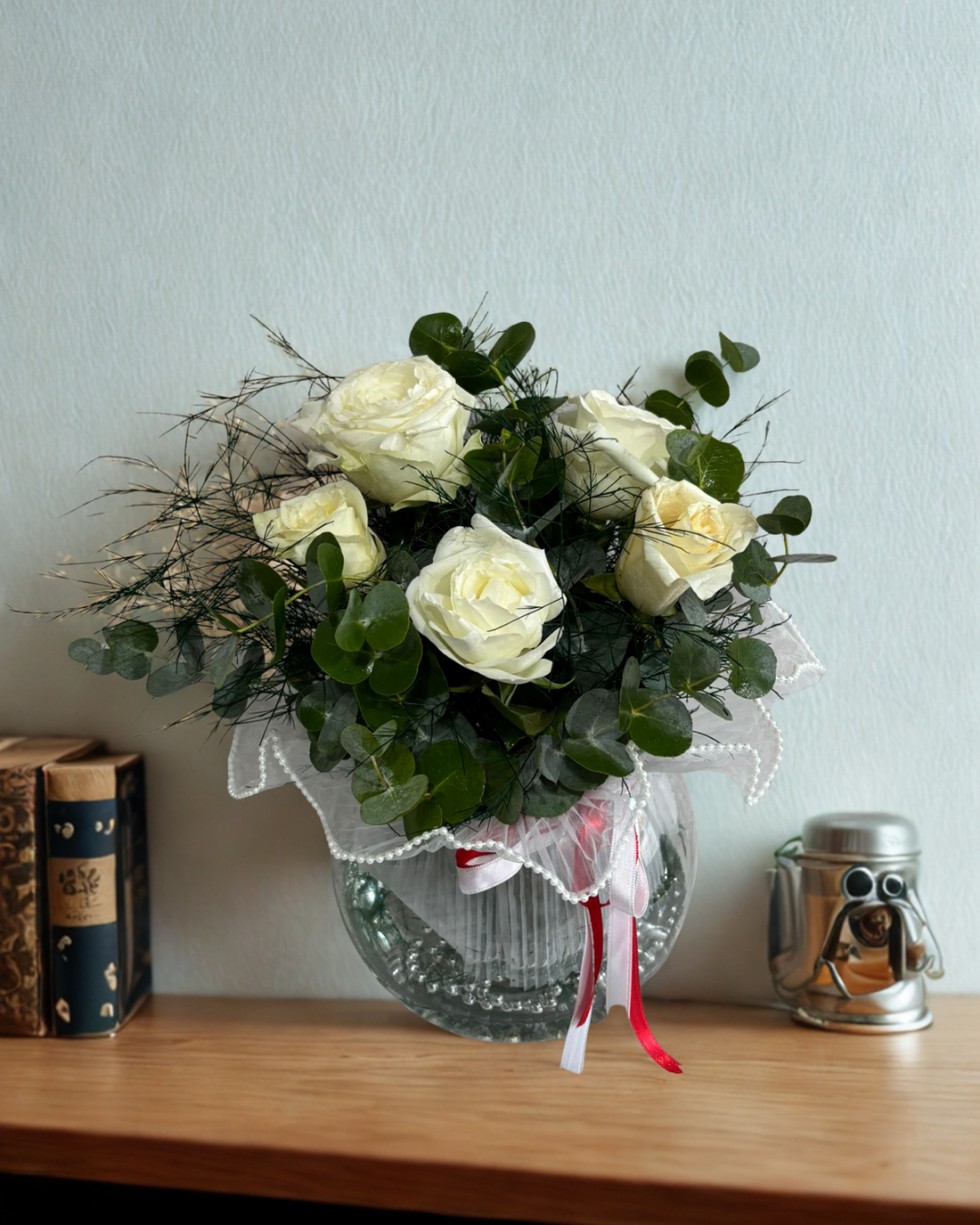 Akvaryum Cam Vazoda 5'li Beyaz Gül