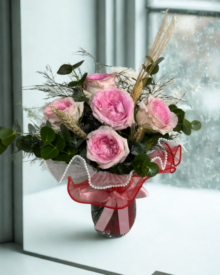 Kristal Cam Vazoda 5'li Pembe Güller