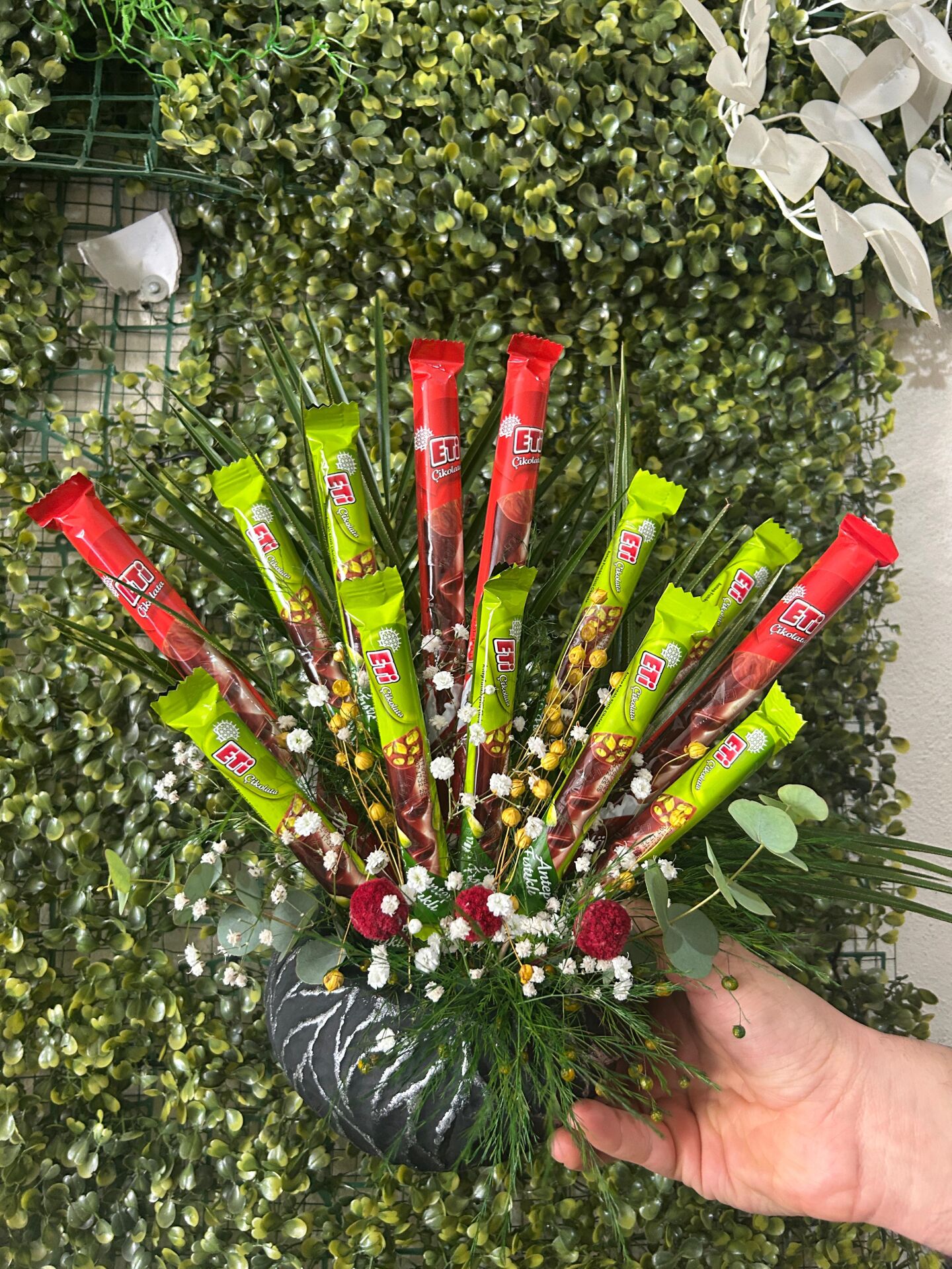 Yeniler Çikolata Aranjman Zerafetliği Adana çiçek